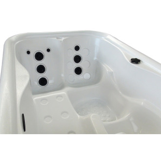 Hidromasažna kada TENERIFE LUXURY Hidromasažna kada TENERIFE LUXURY